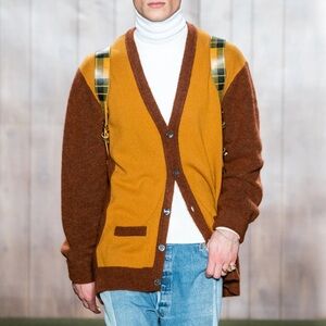 Todd Snyder Two-Tone Cardigan in Mustard/Brown